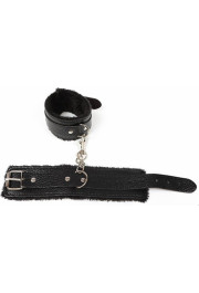 Fetish Fever - Cuffs With Fur - Black