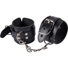 Power Escorts Kinky cuffs black adjustable cuffs